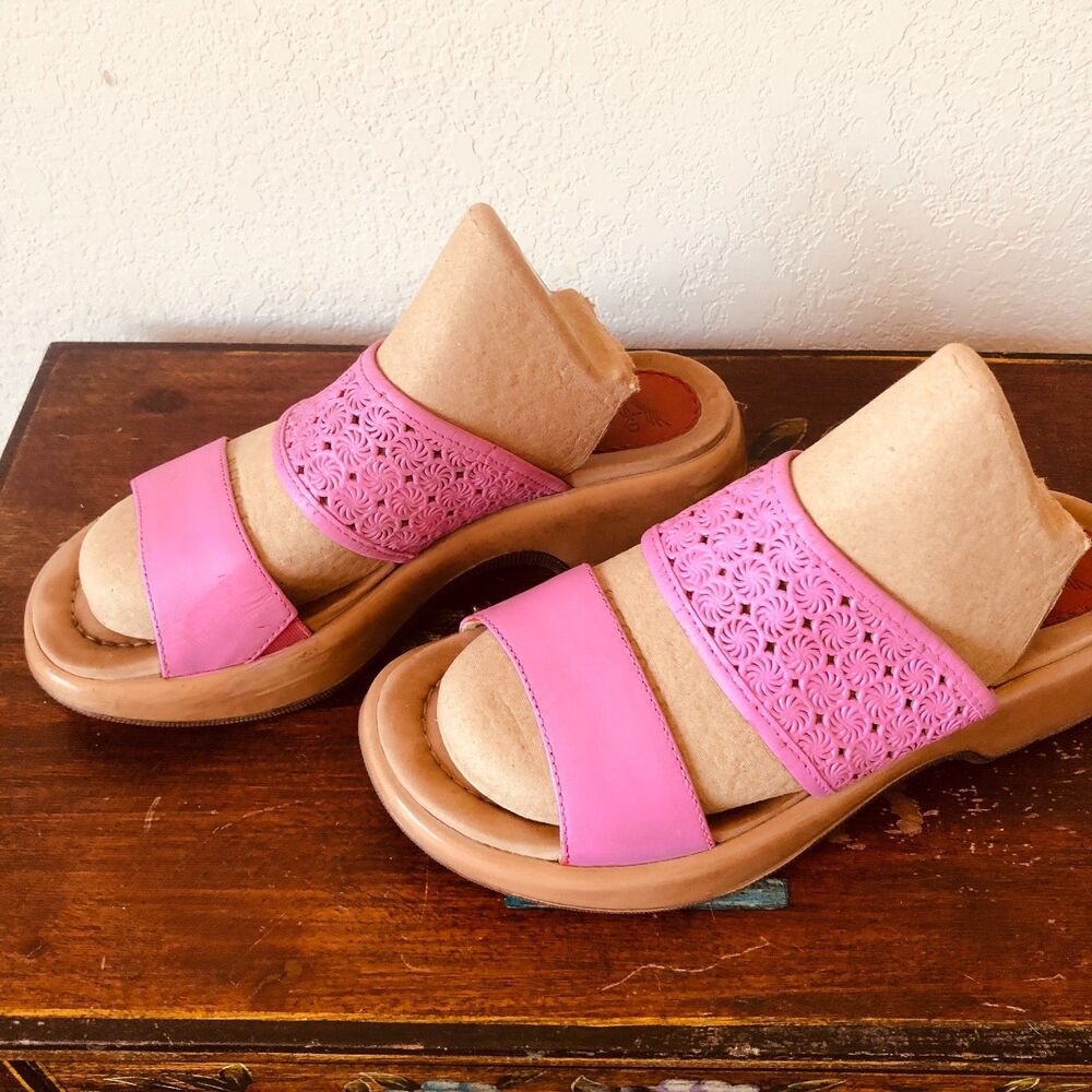 Dansko Donna Laser-Cut Leather Wedge Slide Sandals Pink Size 8